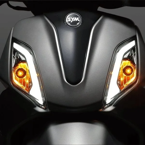 SYM Symphony ST 200i Front Lights