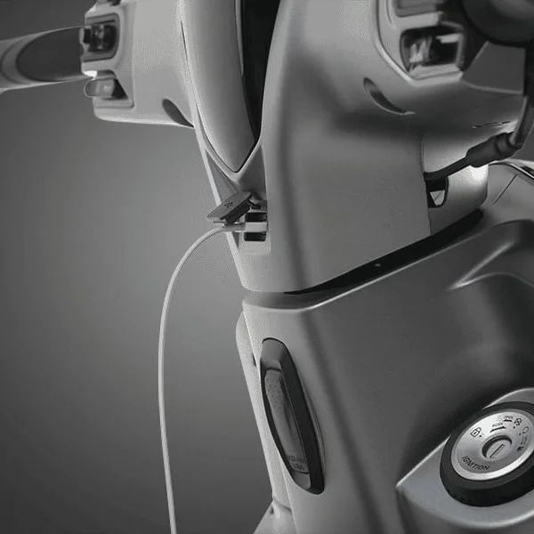 SYM Symphony ST 200i USB Charger