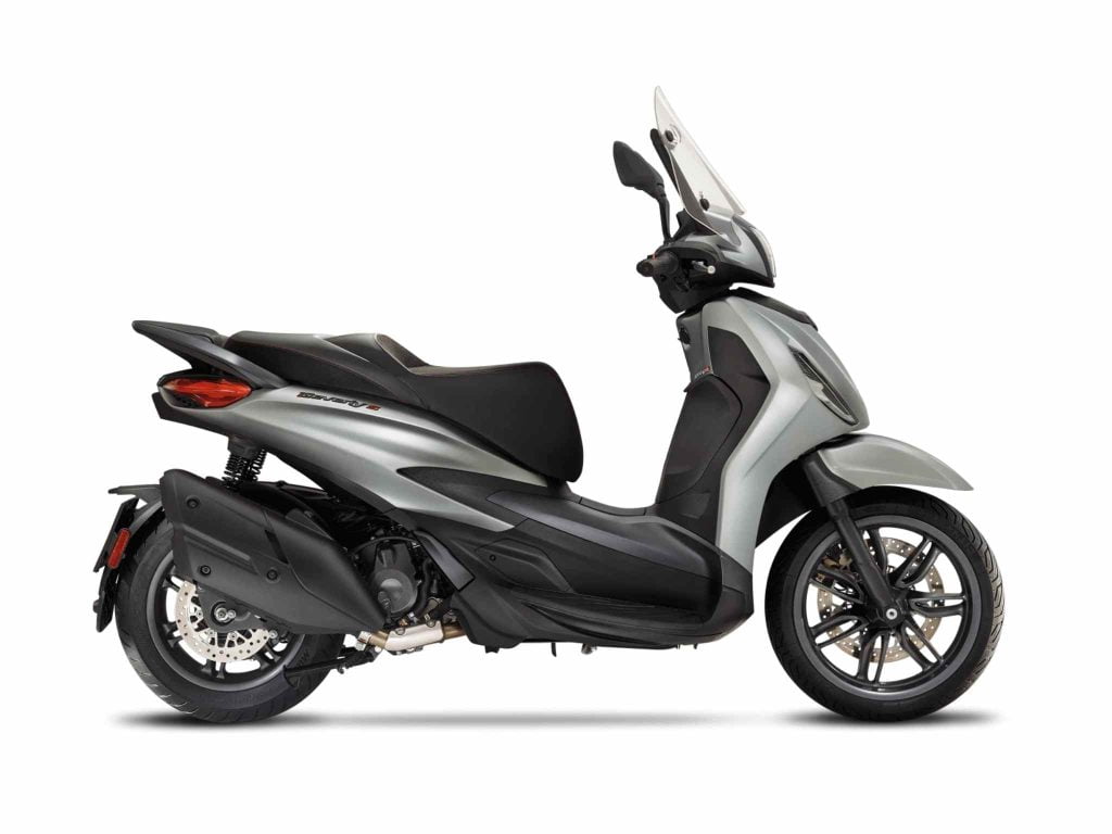 Buy a 2022 Piaggio Beverly S 400 and save $2,050 (ARGENTO COMETA)