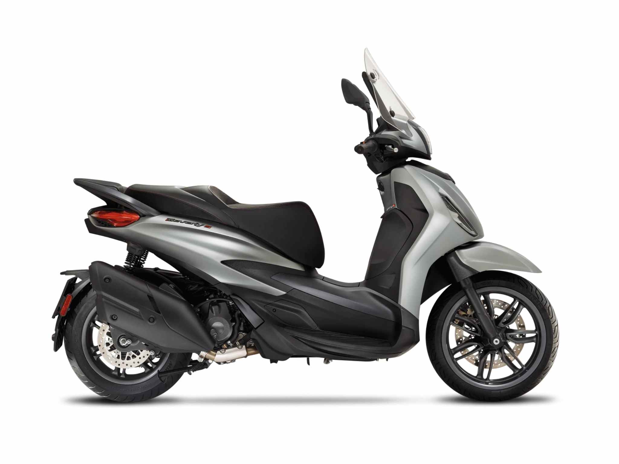 Piaggio Beverly S 400 Powerful and Stylish Save 1 500