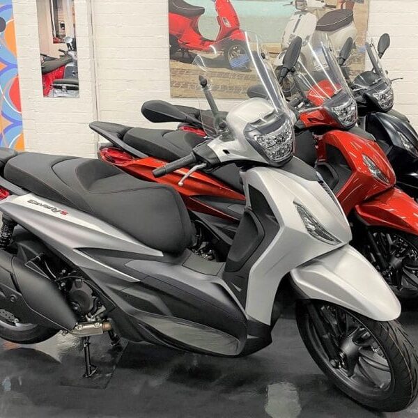 2022 Piaggio Beverly S 400 - BV400