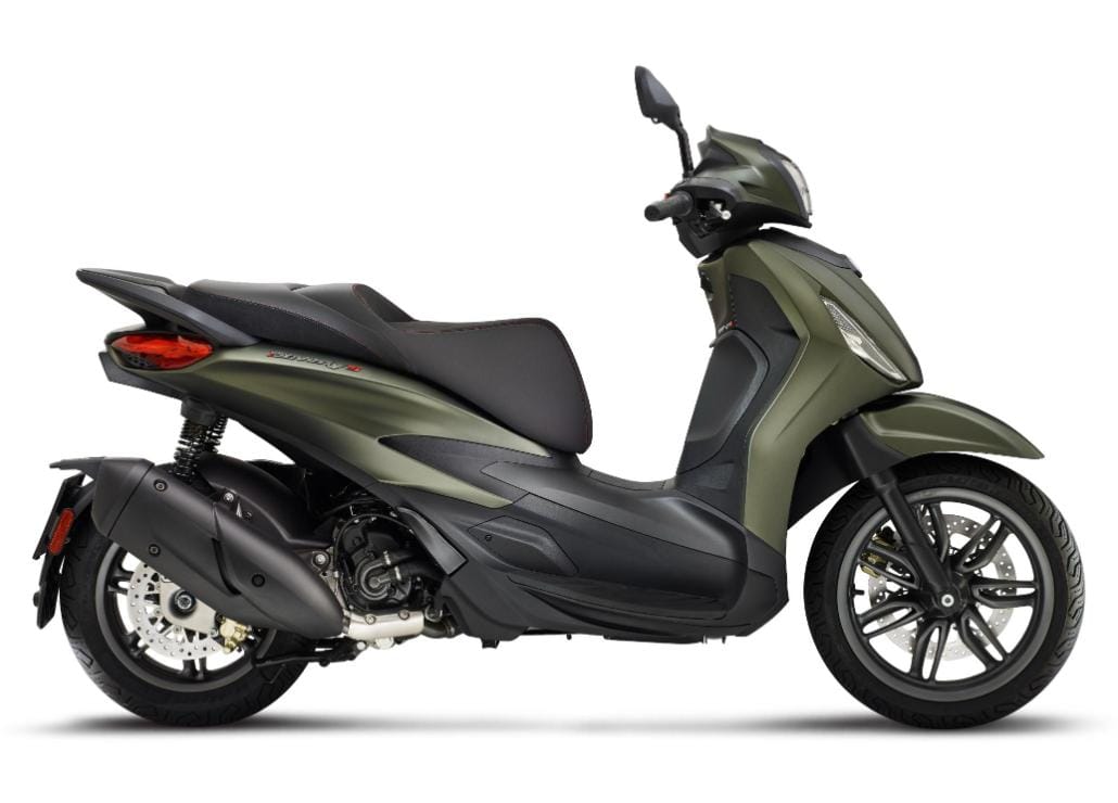 Piaggio Beverly S 400 Verde Jungle right side
