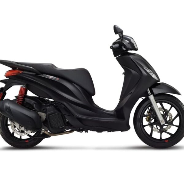 Piaggio Medley S 150 Black RH Side 2025