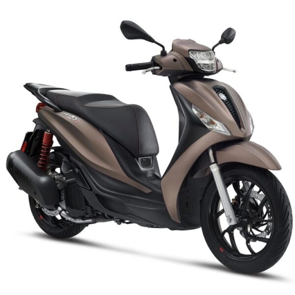 Piaggio Medley S 150 Bronze RH Angle 2023