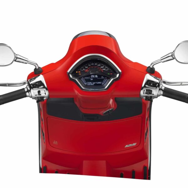 Vespa GTS Super 150 2025 Red Dashboard