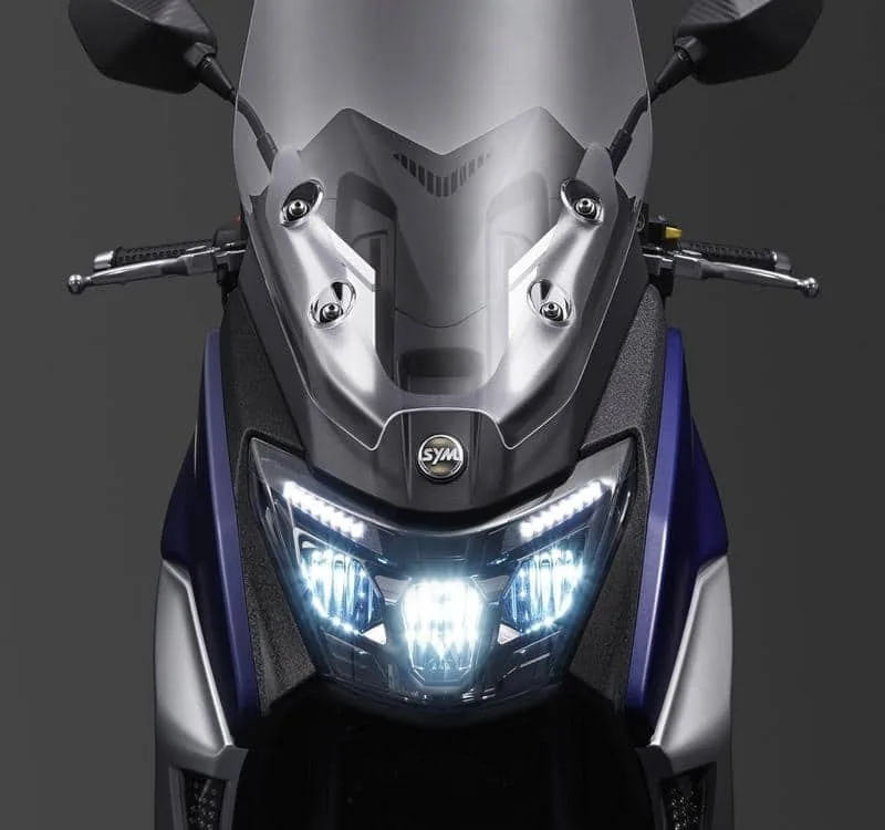 SYM MAXSYM 400i E5 headlight