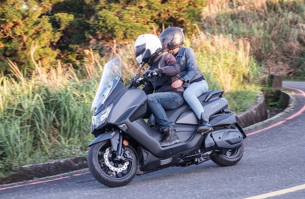 SYM MAXSYM 400i E5 Lifestyle 17