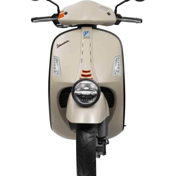 Vespa GTV 300 HPE beige 2023 FRT