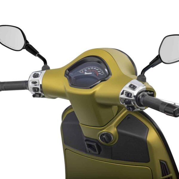 Vespa GTS Super Sport 300 HPE 2023 olive dashboard 2
