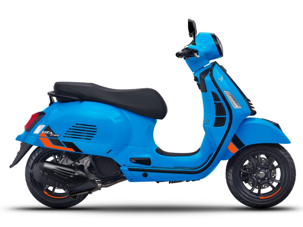 Vespa GTS Super Sport 300 2025 Blue Eclettico right side
