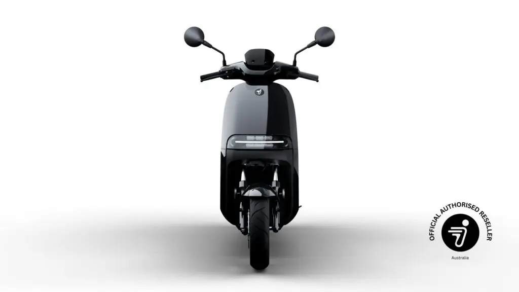 Segway E300SE e-Motorbike | e-Scooter