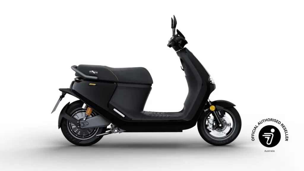 Segway E300SE e-Motorbike | e-Scooter