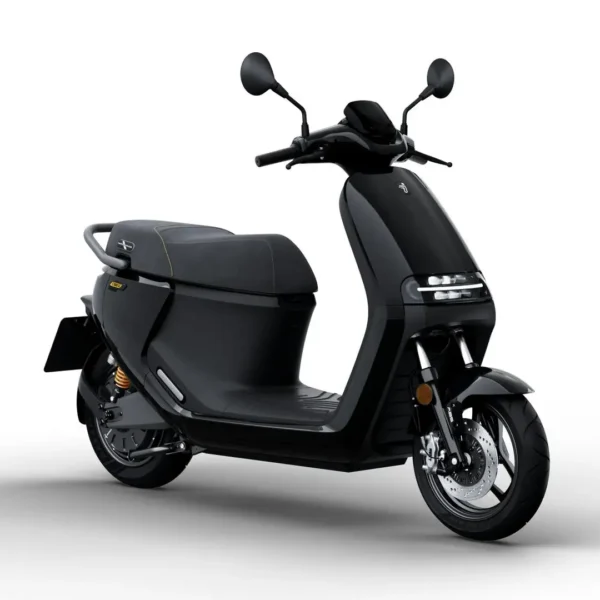 Segway E300SE e-Motorbike | e-Scooter Front RA