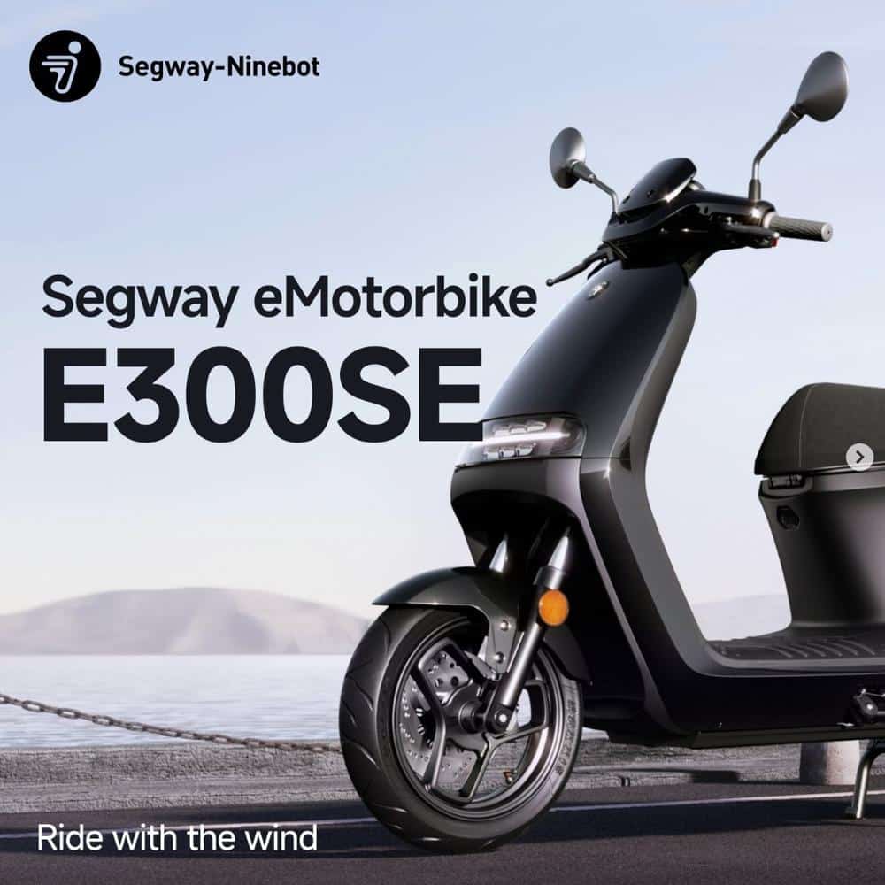 Segway E300SE_e-Motorbike Lifestyle-2