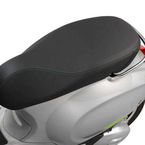 Vespa Primavera 150 Tech Grey Entusiasta available at Scooteria Sydney