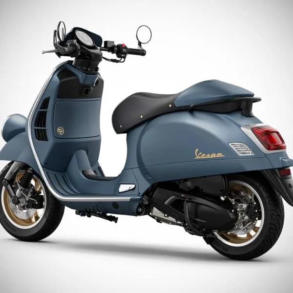 Vespa Officina 8 300 available to buy at Scooteria Sydney.