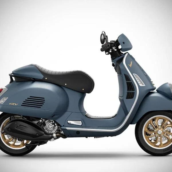 Vespa Officina 8 300 available to buy at Scooteria Sydney.
